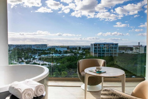 Swim Up Beachfront Junior Suite at Grand Palladium Costa Mujeres